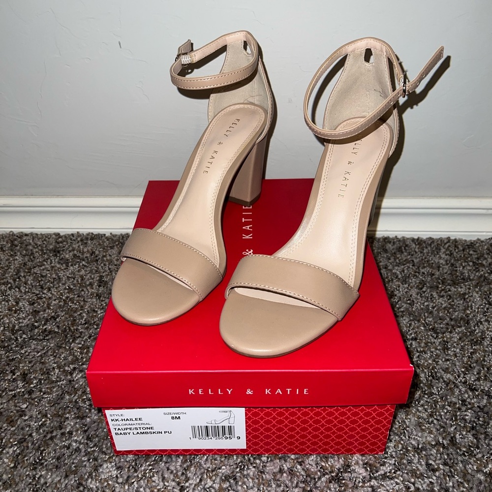 Kelly & Katie KK-HAILEE tan heel size 8